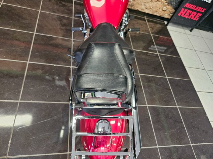 2010 Kawasaki VULCAN 900 (VN900) CLASSIC RED