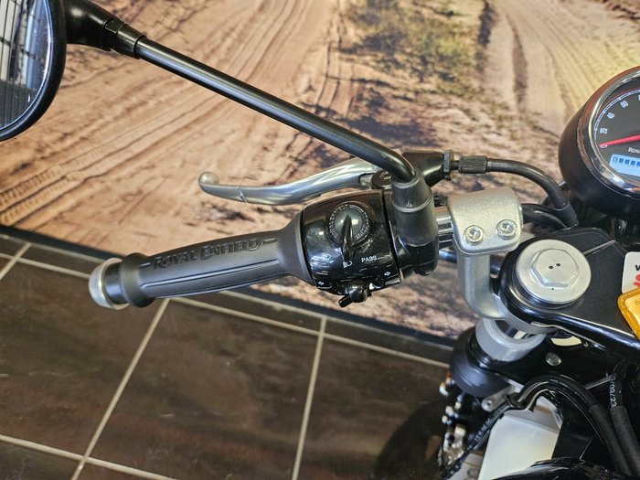 2024 Royal Enfield (see Also Enfiel CONTINENTAL GT 650 E5 DARK BLUE