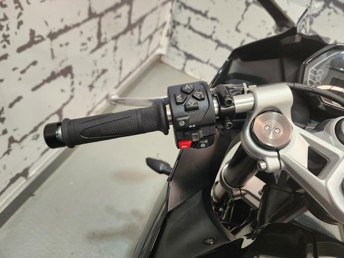 2026 Triumph Daytona 660 LAMS Daytona Black