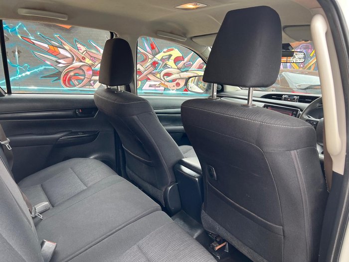 2020 Toyota Hilux SR
