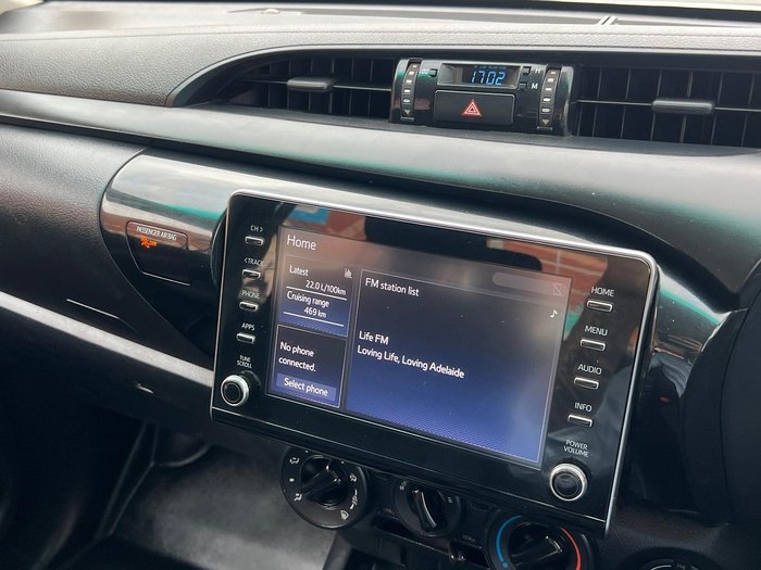 2021 Toyota Hilux SR