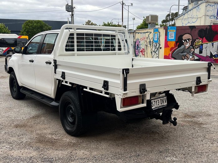 2021 Toyota Hilux SR