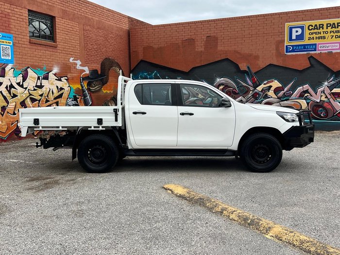 2021 Toyota Hilux SR