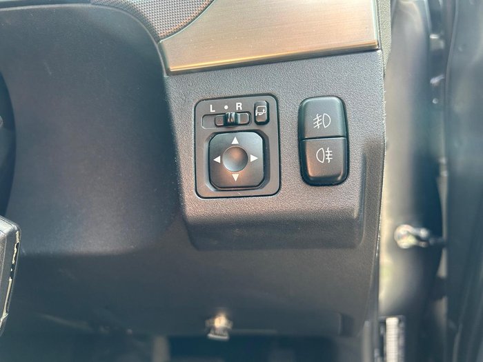 2016 Mitsubishi Pajero GLX