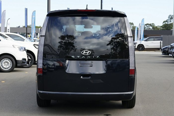 2023 Hyundai STARIA Elite