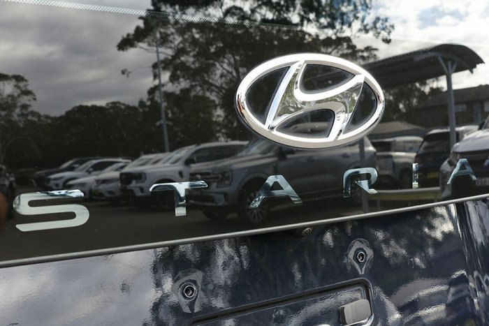 2023 Hyundai STARIA Elite