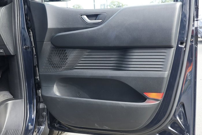 2023 Hyundai STARIA Elite