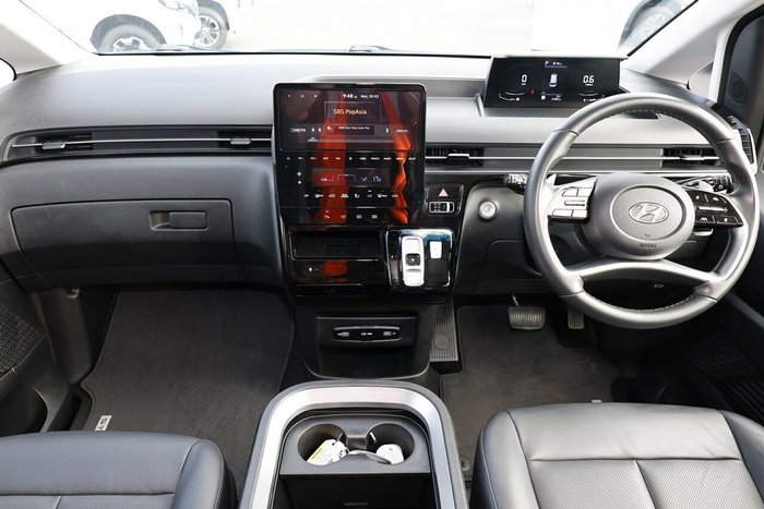 2023 Hyundai STARIA Elite