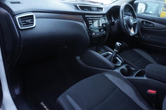 2018 Nissan QASHQAI ST