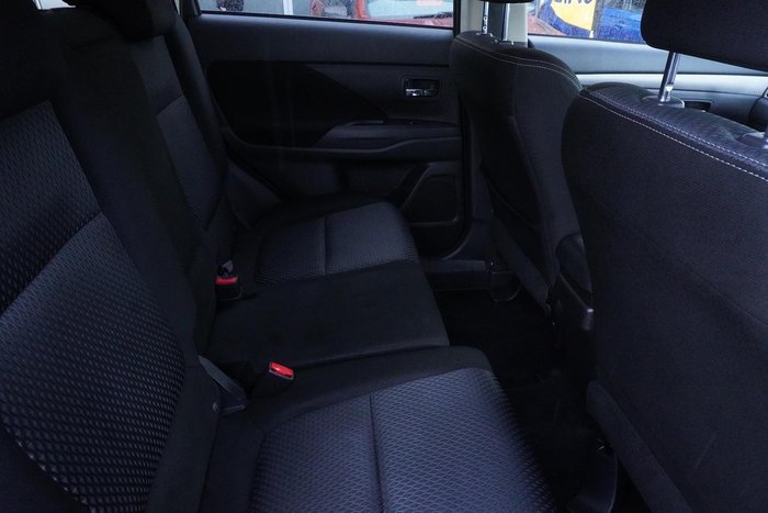 2015 Mitsubishi Outlander XLS