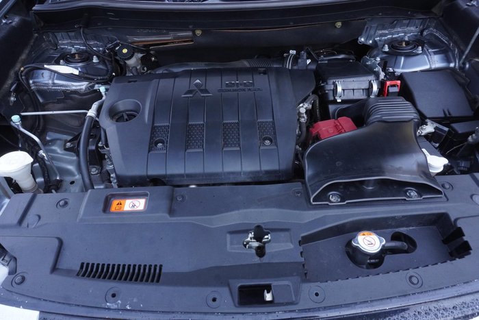 2015 Mitsubishi Outlander XLS