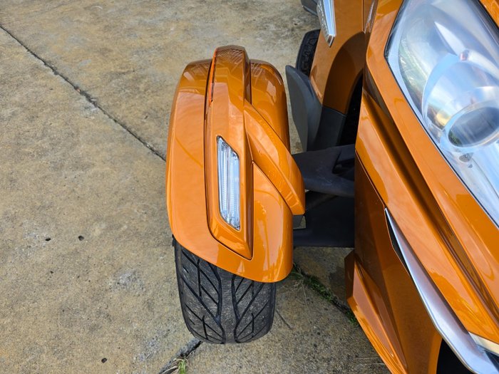 2015 BRP SPYDER RT Orange