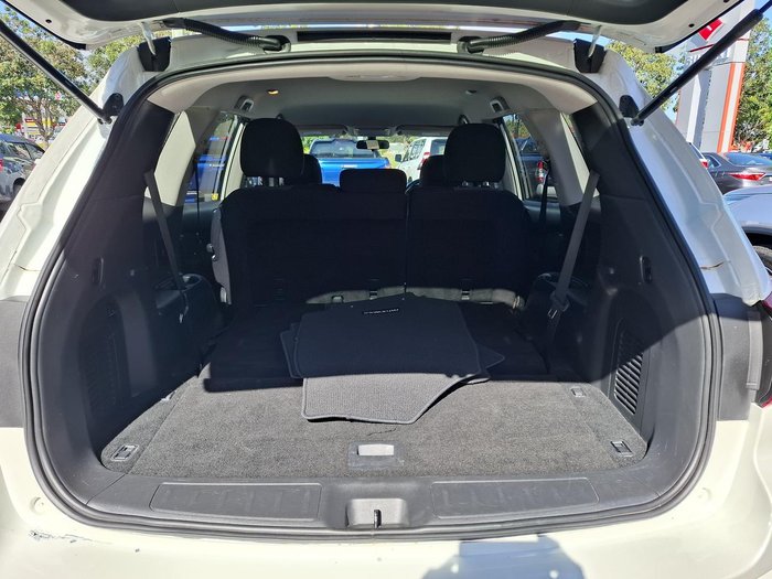 2017 Nissan Pathfinder ST