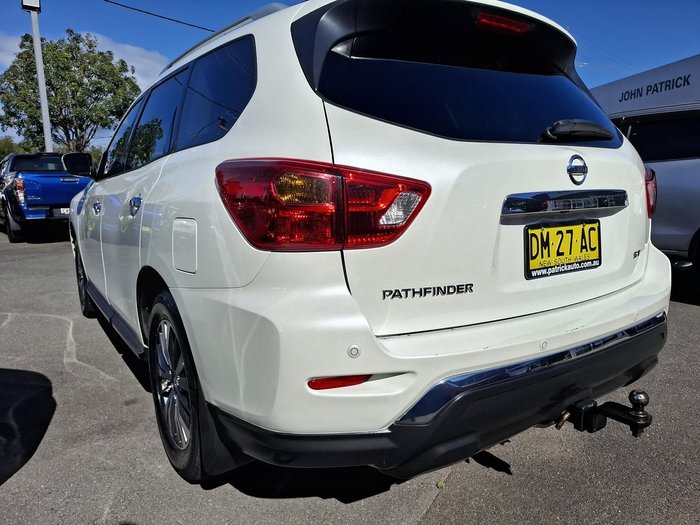2017 Nissan Pathfinder ST