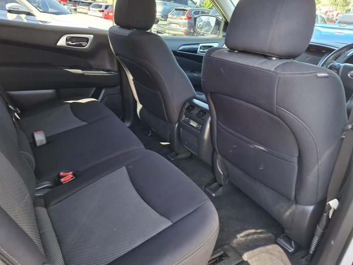 2017 Nissan Pathfinder ST