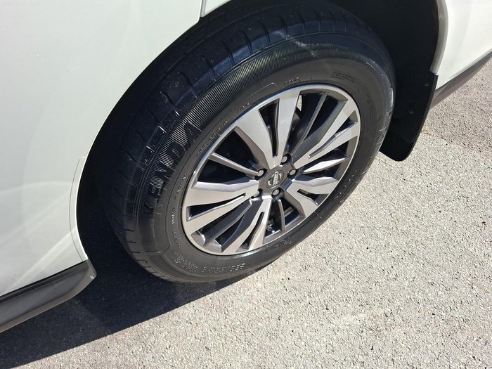 2017 Nissan Pathfinder ST