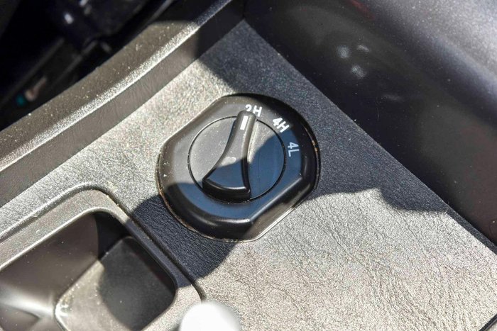 2022 Mahindra PIK-UP S6+