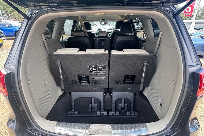 2019 Kia Carnival Platinum