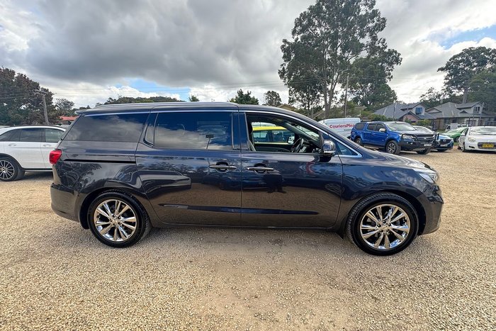 2019 Kia Carnival Platinum