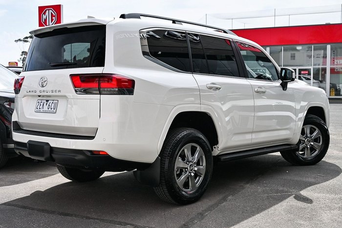 2025 Toyota Landcruiser VX