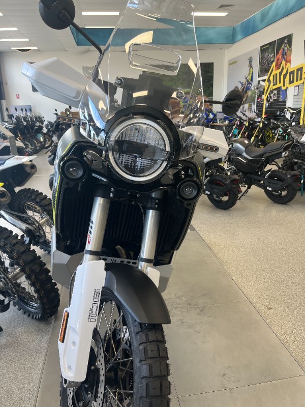 2025 HUSQVARNA NORDEN 901 EXPEDITION Storm Grey