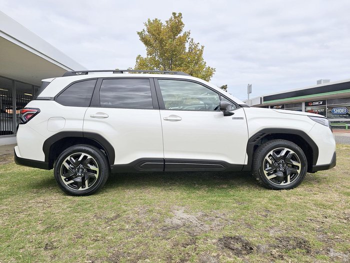 2025 Subaru Forester Hybrid S6 MY26 AWD Crystal White