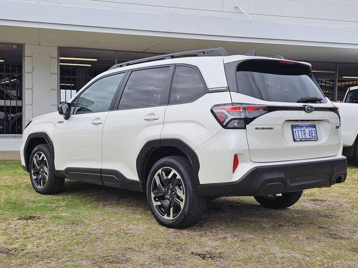 2025 Subaru Forester Hybrid S6 MY26 AWD Crystal White