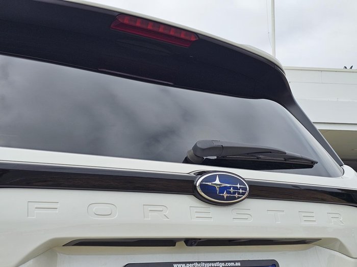 2025 Subaru Forester Hybrid S6 MY26 AWD Crystal White