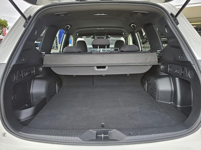 2025 Subaru Forester Hybrid S6 MY26 AWD Crystal White