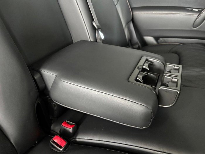 2026 Nissan Patrol Warrior Y62 MY26 4X4 Dual Range Black Obsidian