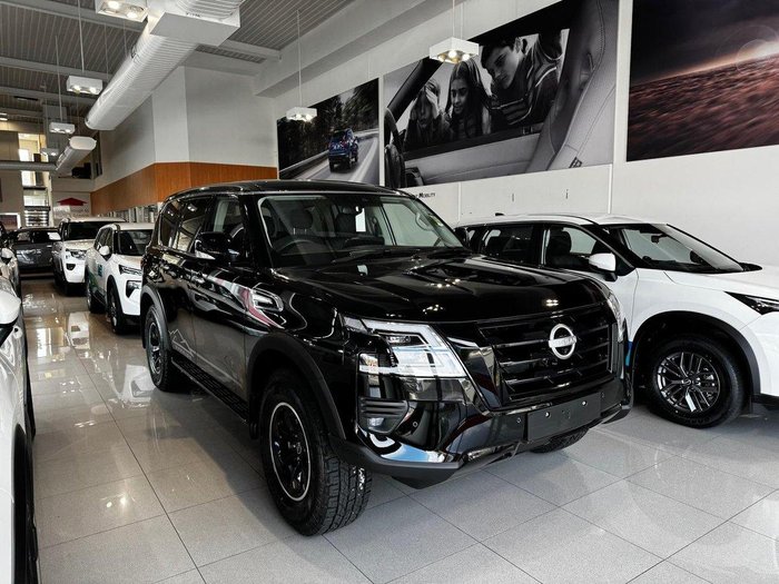 2026 Nissan Patrol Warrior Y62 MY26 4X4 Dual Range Black Obsidian