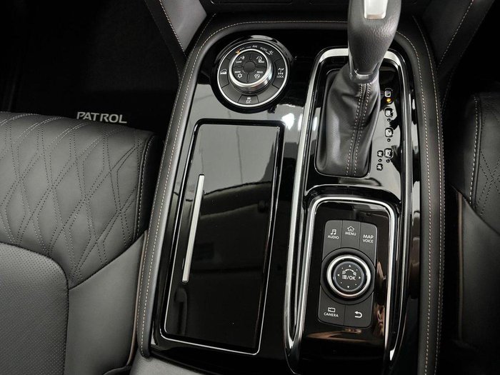 2026 Nissan Patrol Warrior Y62 MY26 4X4 Dual Range Black Obsidian