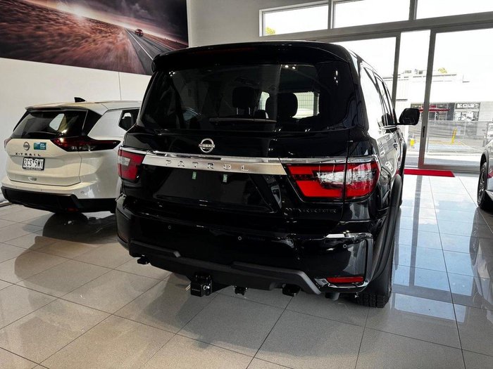 2026 Nissan Patrol Warrior Y62 MY26 4X4 Dual Range Black Obsidian