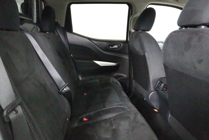 2019 Nissan Navara SL