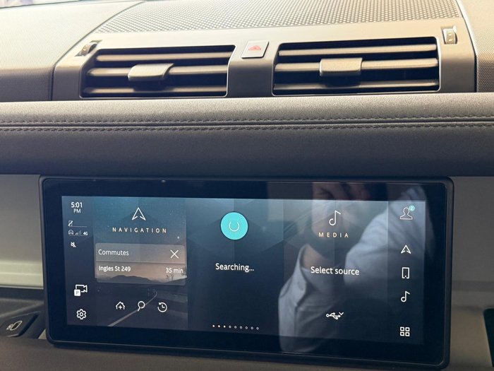 2022 Land Rover Defender 110 D300 SE