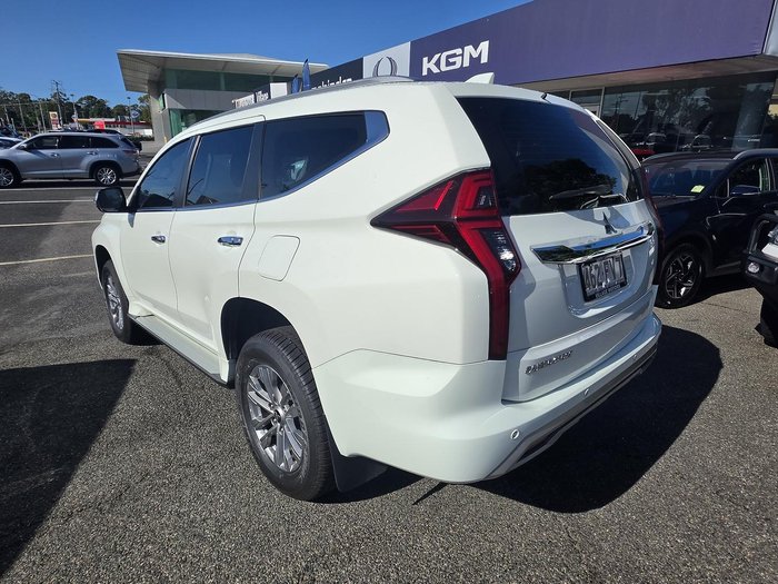 2022 Mitsubishi Pajero Sport GLX