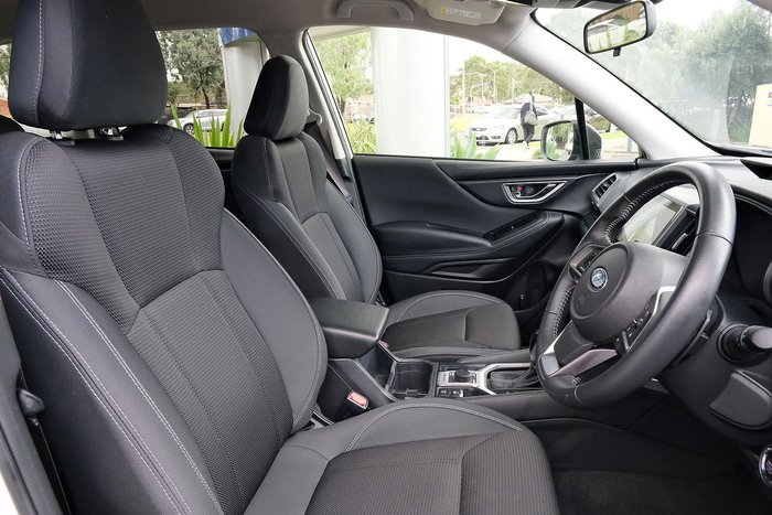 2025 Subaru Forester 2.5i