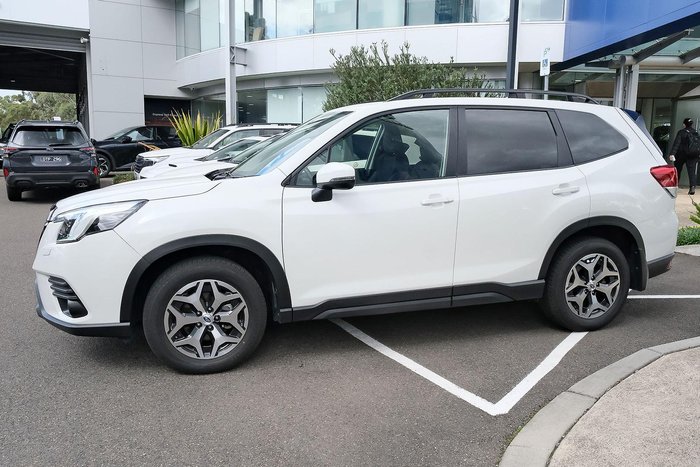 2025 Subaru Forester 2.5i