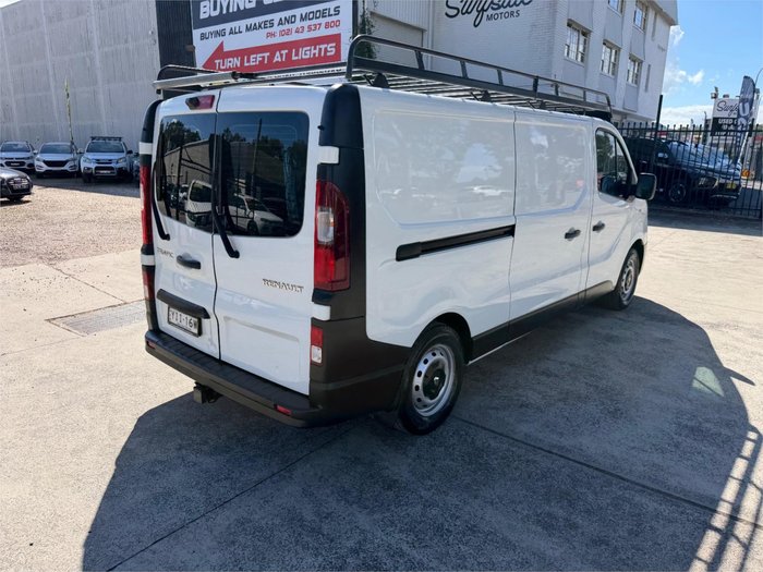 2018 RENAULT TRAFIC FORMULA EDITION SWB X82 MY18 White