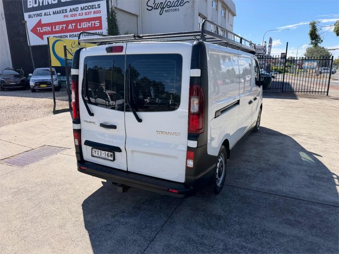2018 RENAULT TRAFIC FORMULA EDITION SWB X82 MY18 White