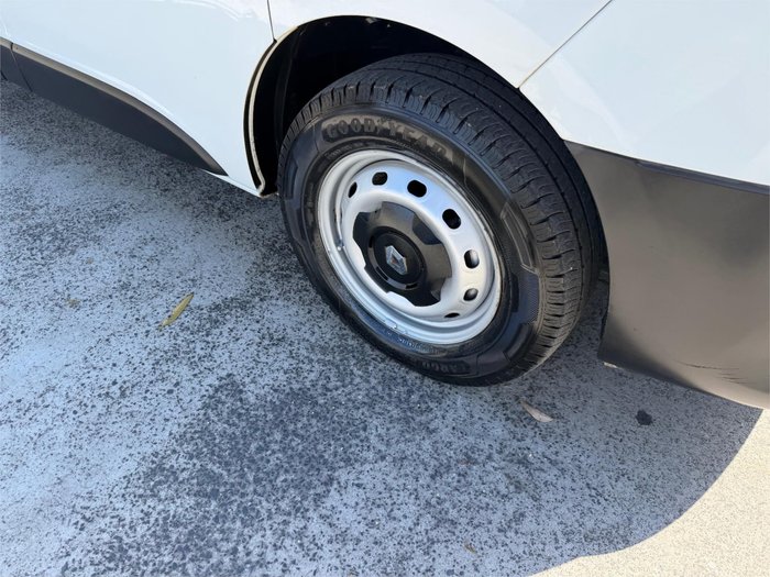 2018 RENAULT TRAFIC FORMULA EDITION SWB X82 MY18 White