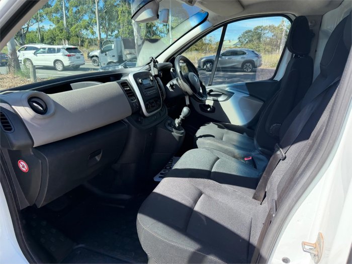 2018 RENAULT TRAFIC FORMULA EDITION SWB X82 MY18 White