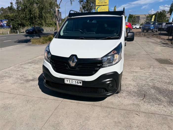 2018 RENAULT TRAFIC FORMULA EDITION SWB X82 MY18 White