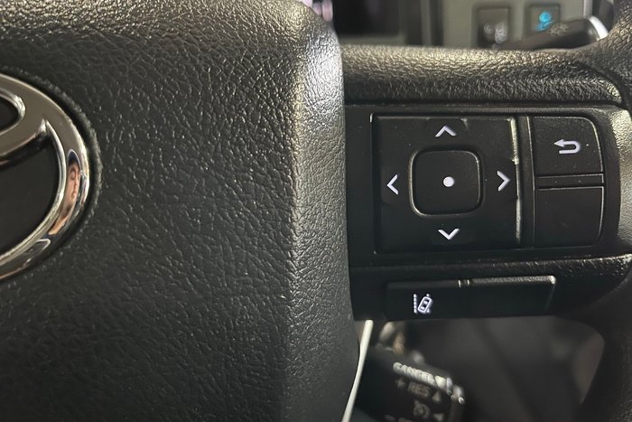 2024 Toyota Landcruiser GXL
