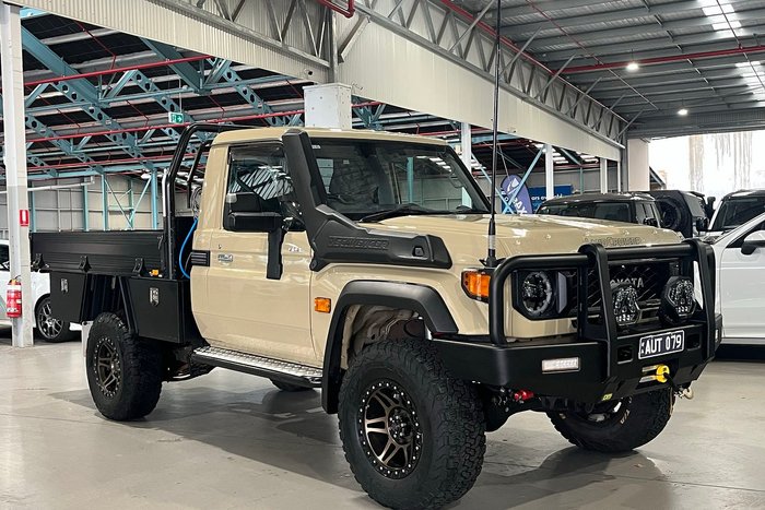 2024 Toyota Landcruiser GXL