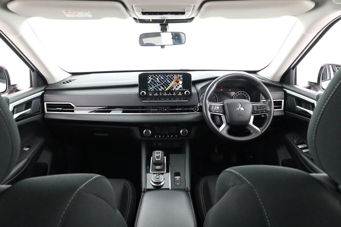 2022 Mitsubishi Outlander ES