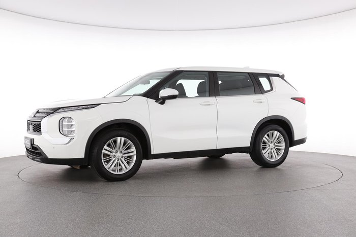 2022 Mitsubishi Outlander ES
