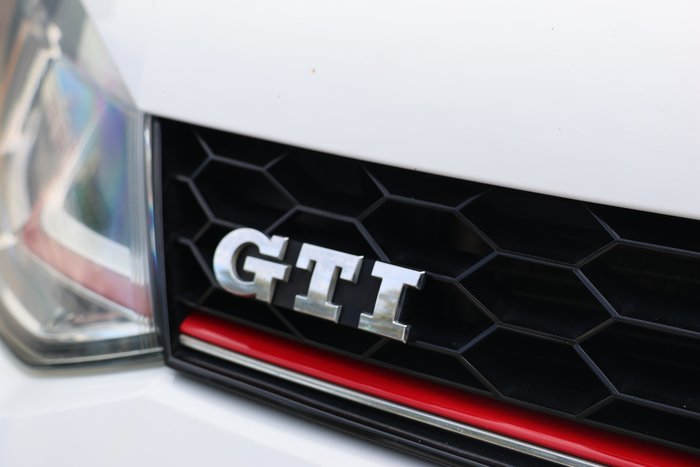 2016 Volkswagen Polo GTI