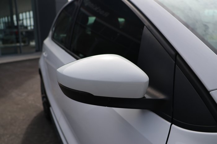 2016 Volkswagen Polo GTI