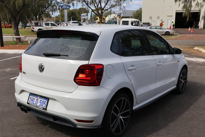 2016 Volkswagen Polo GTI